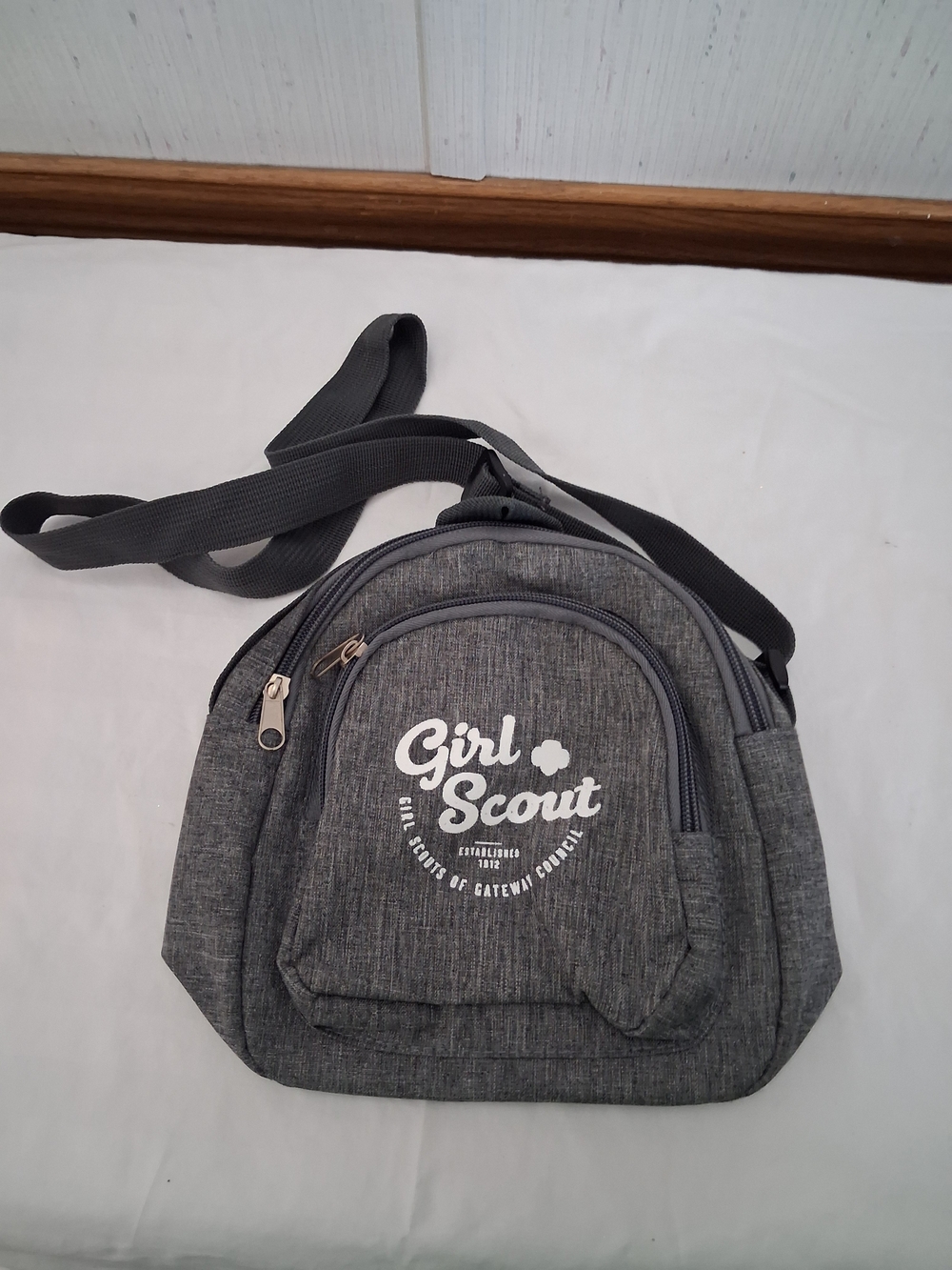 Grey Girl Scout Gateway Council Crossbody Bag Excellent Condition Never Used